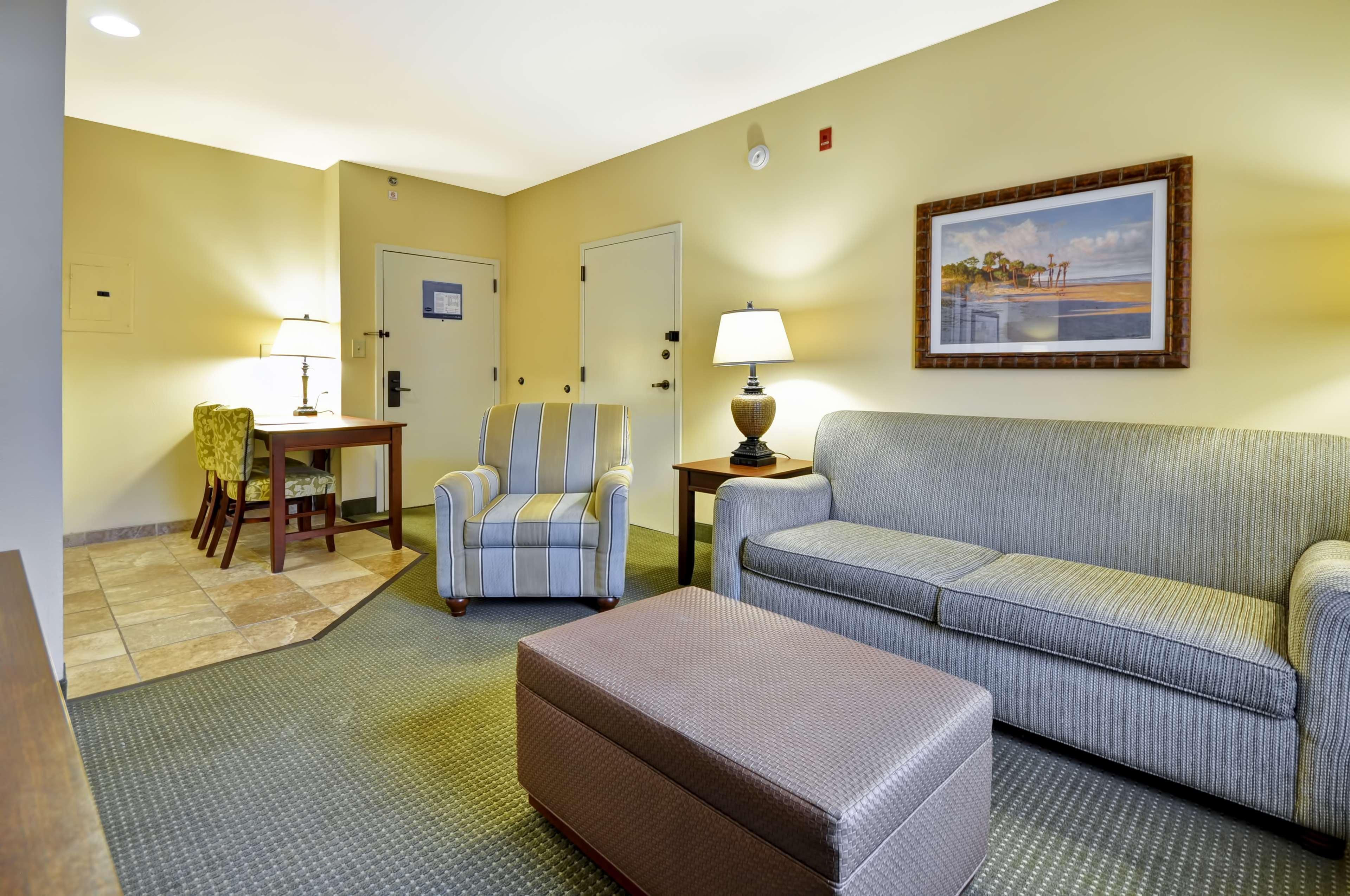 Hampton Inn & Suites Charleston/Mt. Pleasant-Isle Of Palms Mount Pleasant Exterior photo