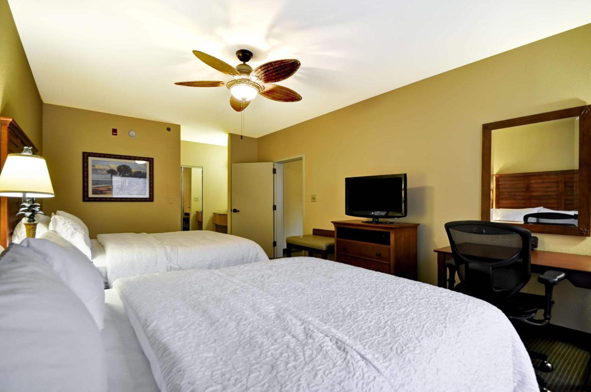 Hampton Inn & Suites Charleston/Mt. Pleasant-Isle Of Palms Mount Pleasant Exterior photo